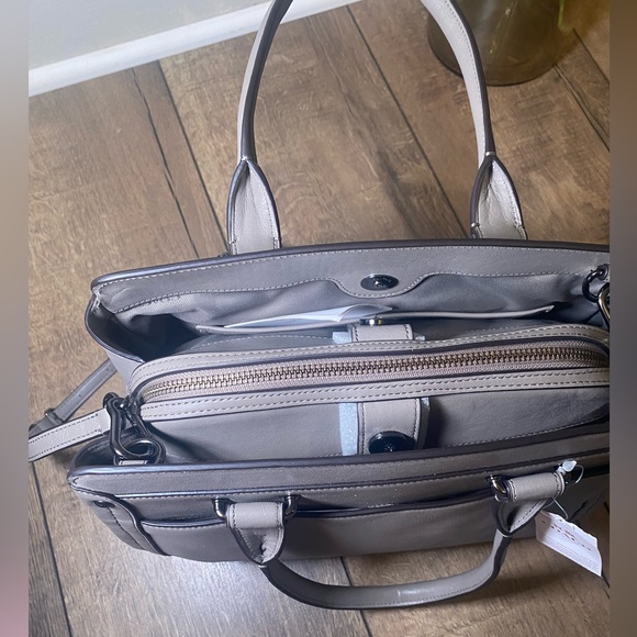 Coach NWT Swagger frame Satchel Bag w/ COA - Picture 7 of 10